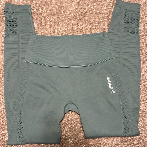 Gymshark Pants - Gymshark leggings.